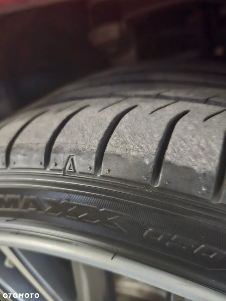 Lexus RC 200t / 300 F Sport - 9