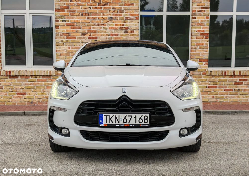 Citroën DS5 HDi 165 SoChic - 2