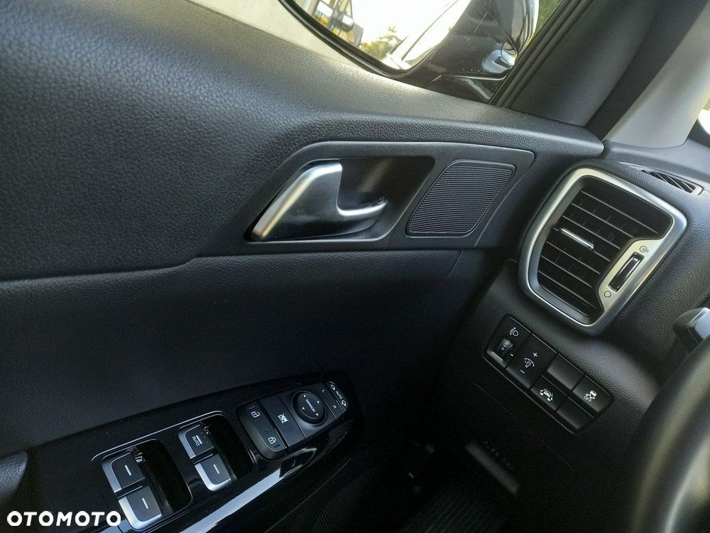 Kia Sportage 1.7 CRDI Business Line M 2WD - 36