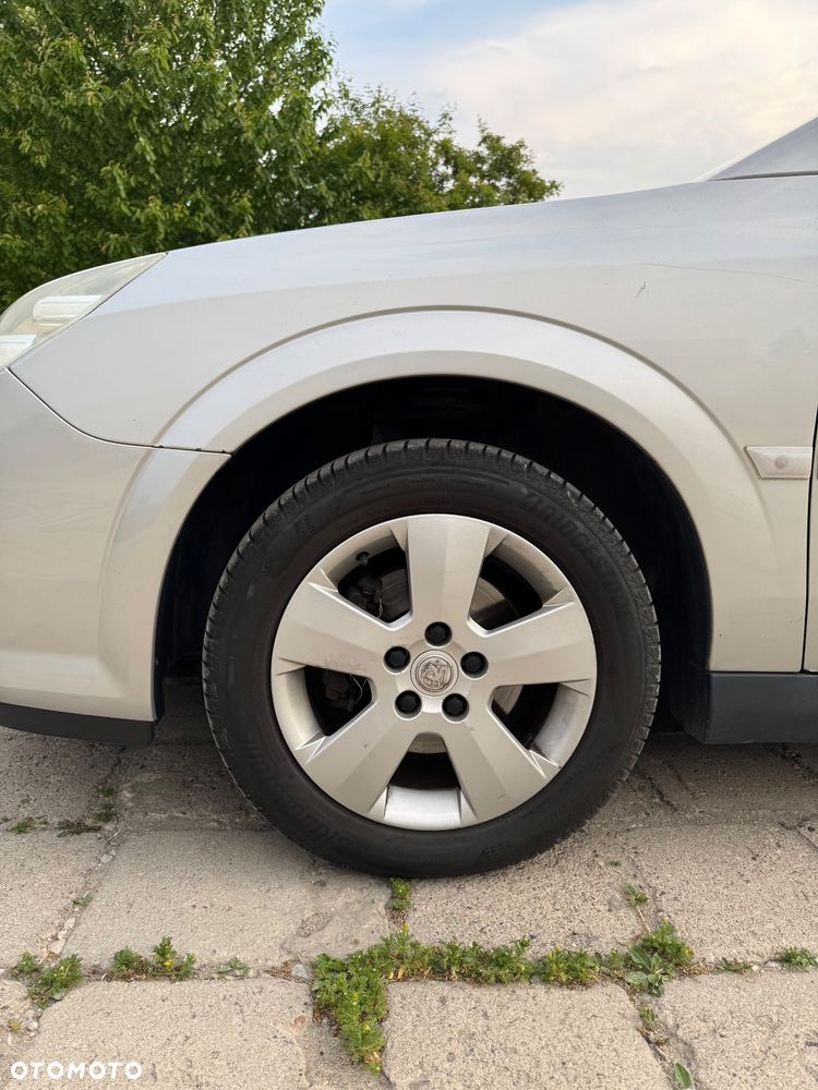 Opel Vectra 1.9 CDTI - 4