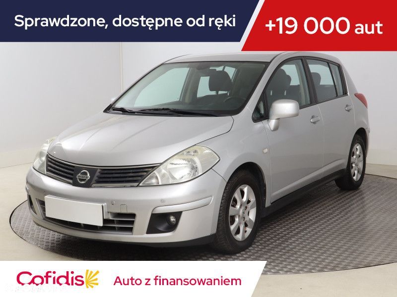 Nissan Tiida - 2