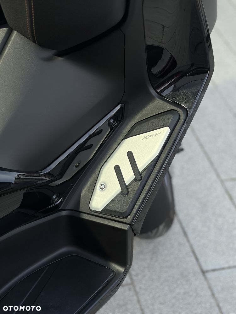 Yamaha X-max - 19
