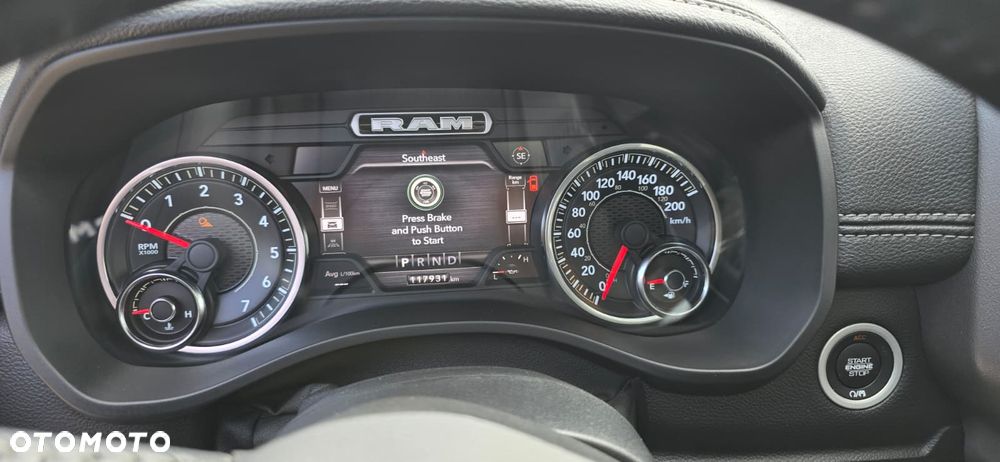 RAM 1500 Quad Cab Sport - 17