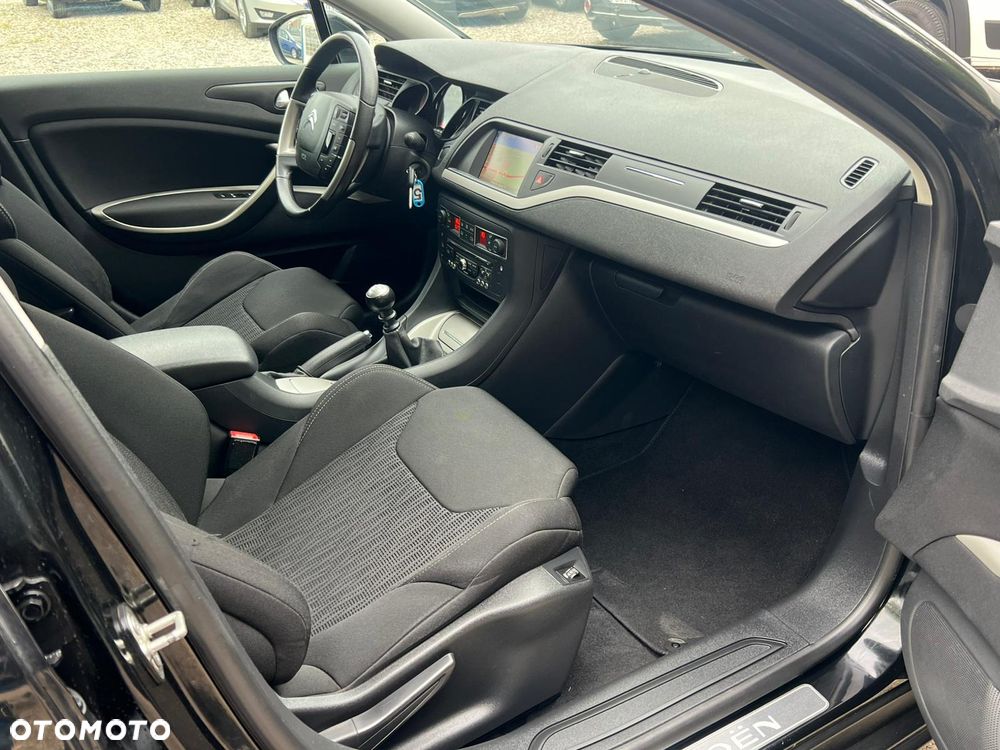 Citroën C5 2.0 HDi Dynamique Equilibre Navi - 14