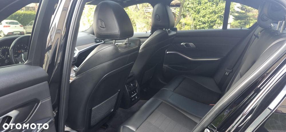 BMW Seria 3 318d Edition Luxury Line Purity - 11