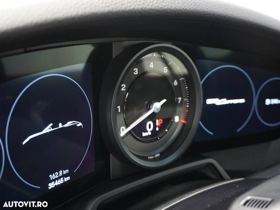 Porsche 911 Carrera Cabriolet PDK - 15