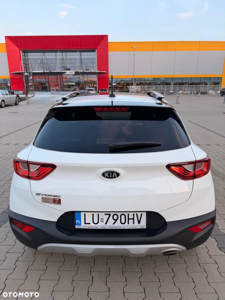Kia Stonic 1.4 L - 4