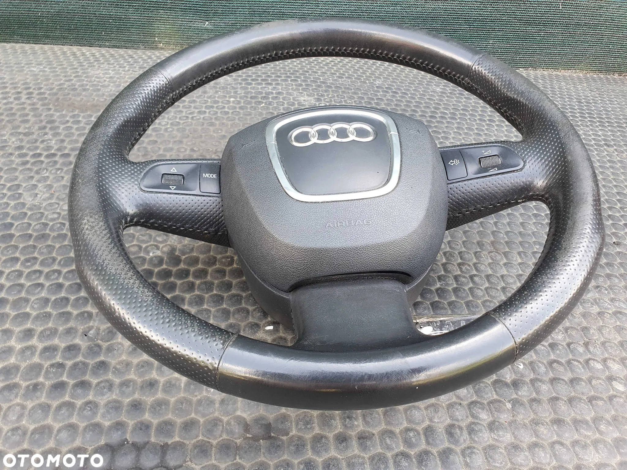 Kierownica Trzy 3 Ramienna Czarna Pikowana Skóra Air Bag Poduszka Wtyczka AUDI A4 B6 B7 - 7