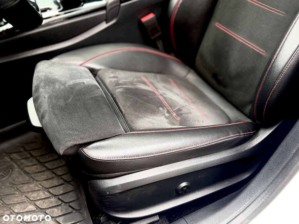 Mercedes-Benz Klasa A 220 4Matic 7G-DCT AMG Line - 8