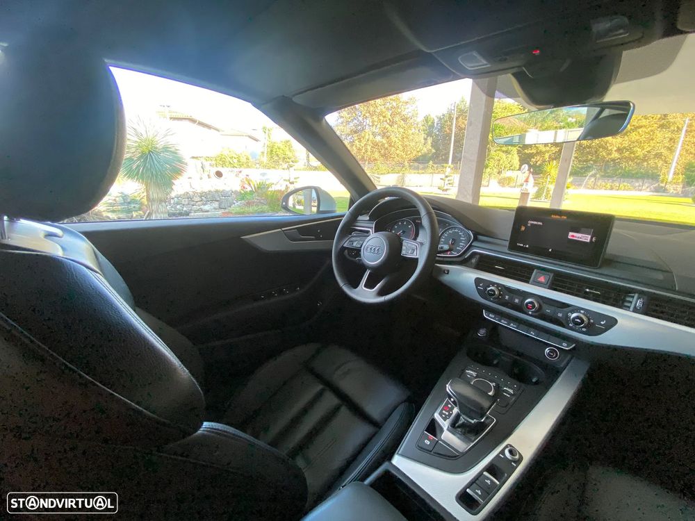 Audi A5 Cabrio 40 TFSI S tronic - 12