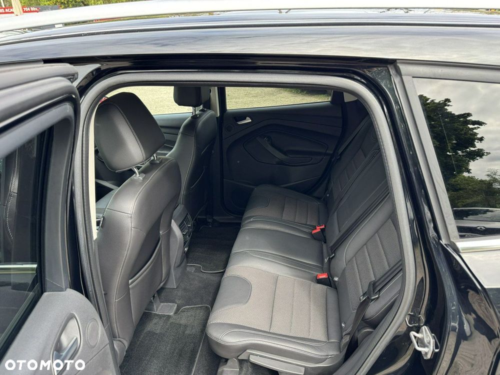 Ford Kuga - 19