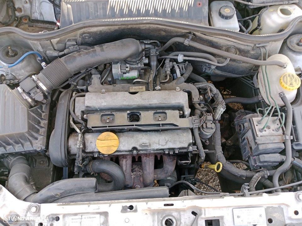 CAIXA DE VELOCIDADES OPEL CORSA C - 14