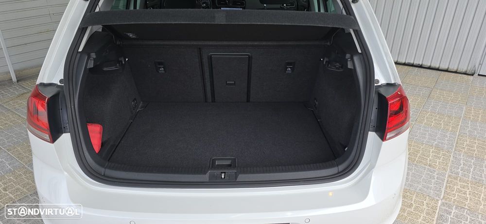 VW Golf - 17