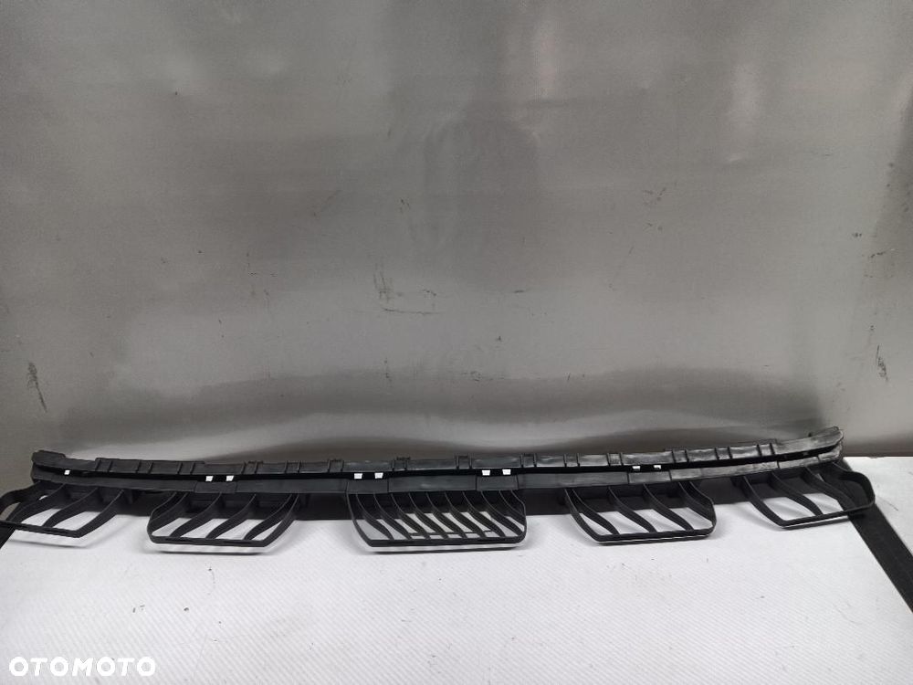 ŚLIZG ZDERZAKA TYŁ TYLNY KOMBI VW GOLF VIII 5H9807863 - 4