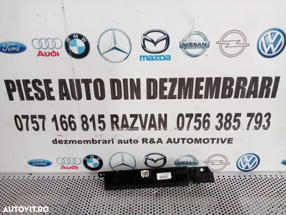 Display Infocenter Mazda 5 An 2005-2006-2007-2008-2009-2010 Dezmembrez - Dezmembrari Arad - 2