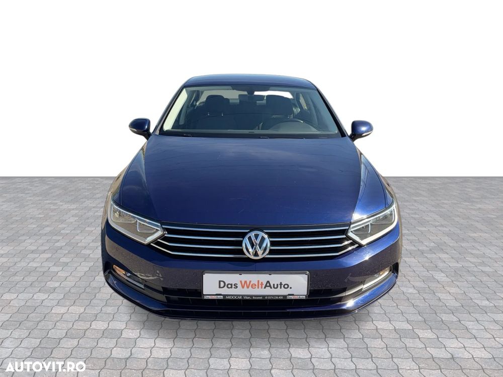Volkswagen Passat 2.0 TDI Advance - 8