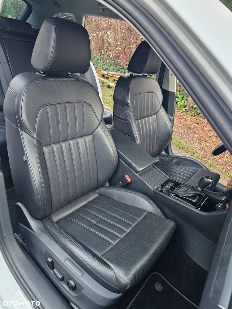 Skoda Superb 2.0 TDI DSG Premium Edition - 17