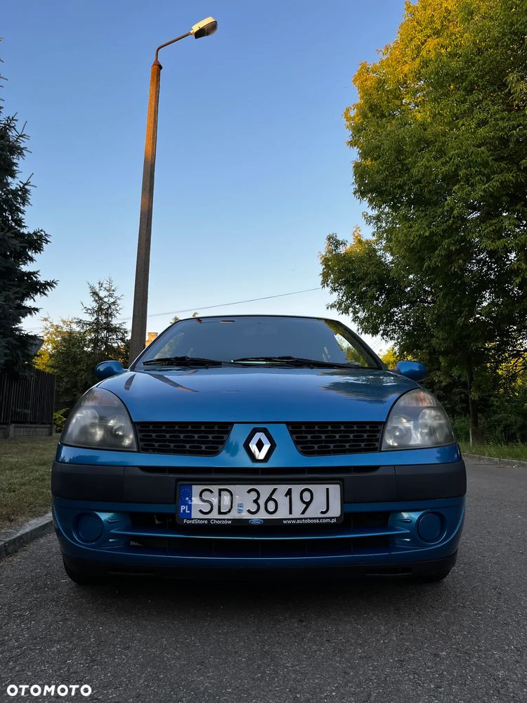 Renault Clio - 2