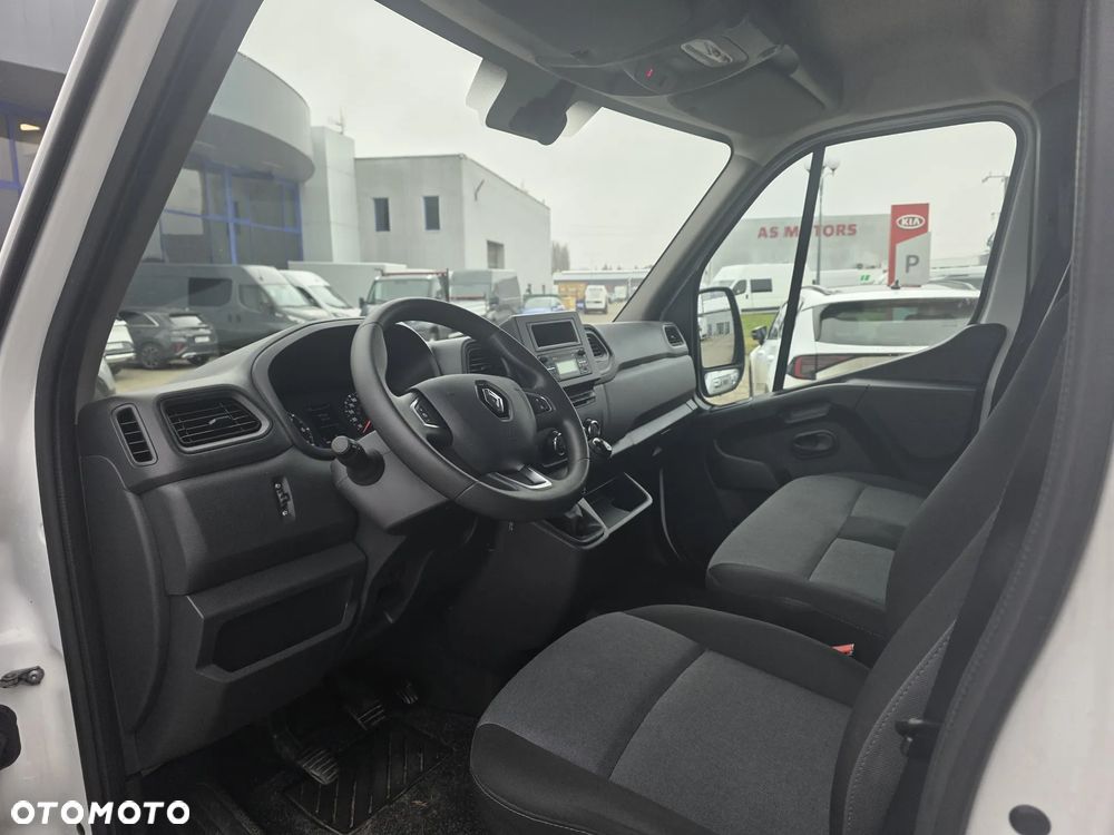 Renault Master L2H2 Silnik 2,3 - 13