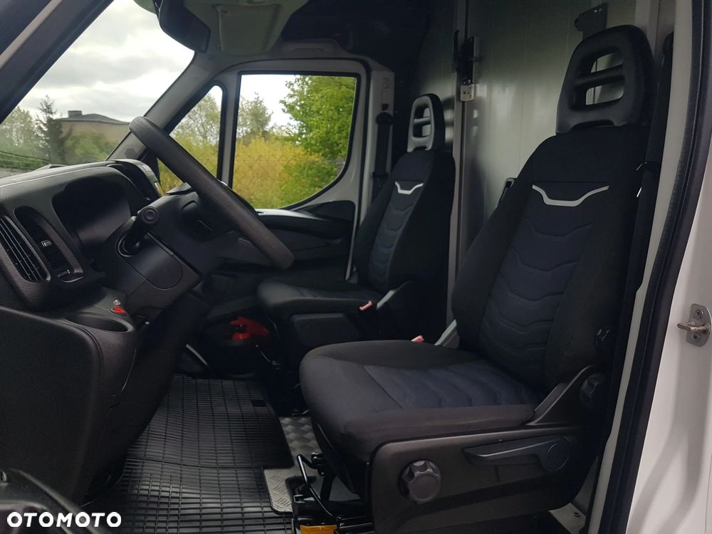 Iveco DAILY KONTENER NISKOPODŁOGOWY 4,43x2,23x2,42 SKLEP FOODTRUCK BAR KLIMA KONIOWÓZ KAMPER - 7