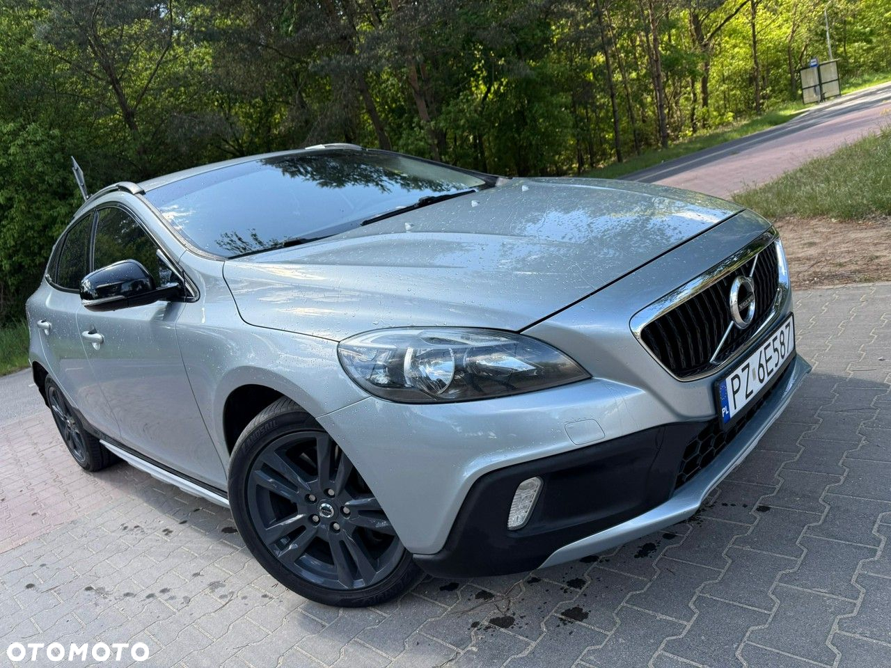 Volvo V40 Cross Country - 2