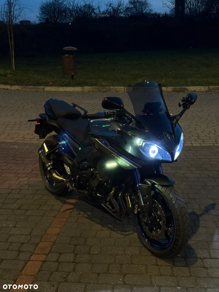 Yamaha FZ8 - 1
