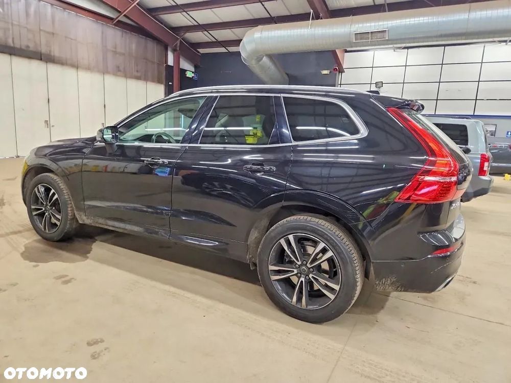 Volvo XC 60 - 4
