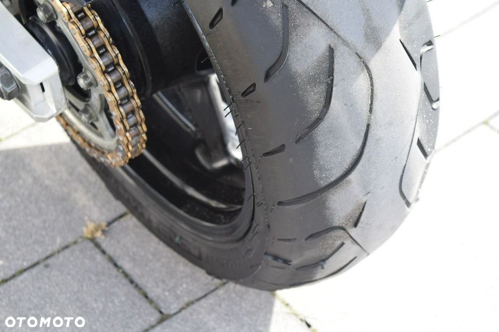 Yamaha FZS - 10