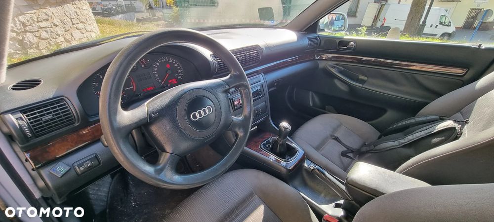 Audi A4 - 10