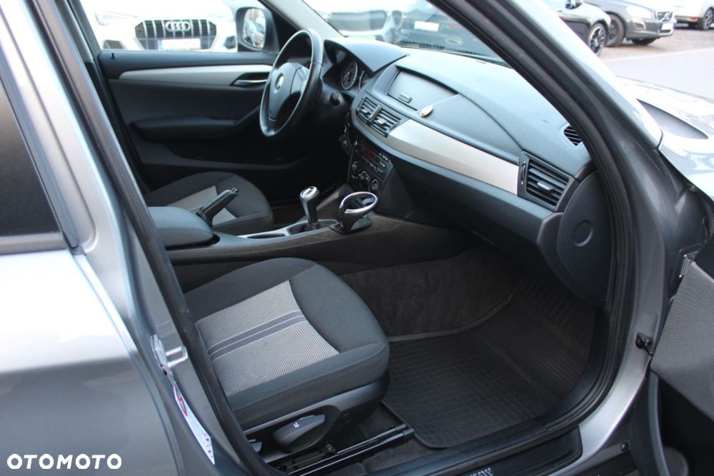 BMW X1 - 32