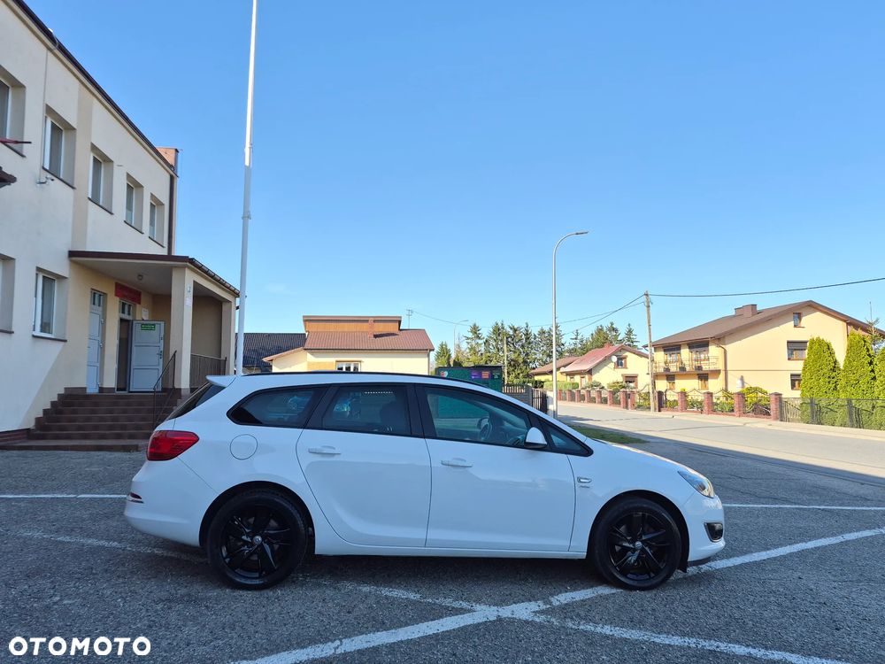 Opel Astra 1.7 CDTI DPF Active - 7