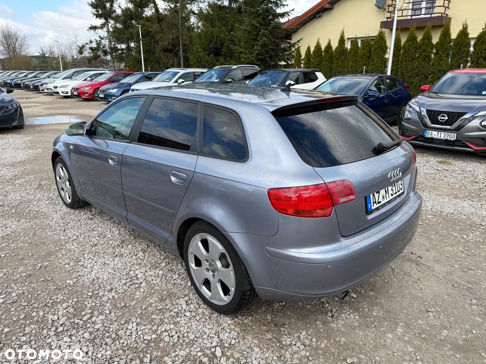 Audi A3 Sportback 1.6 S line Sportpaket plus - 15