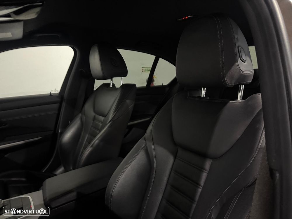 BMW 330 e Pack M Auto - 10