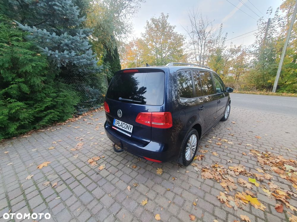 Volkswagen Touran 2.0 TDI DPF BlueMotion Technology DSG Comfortline - 6