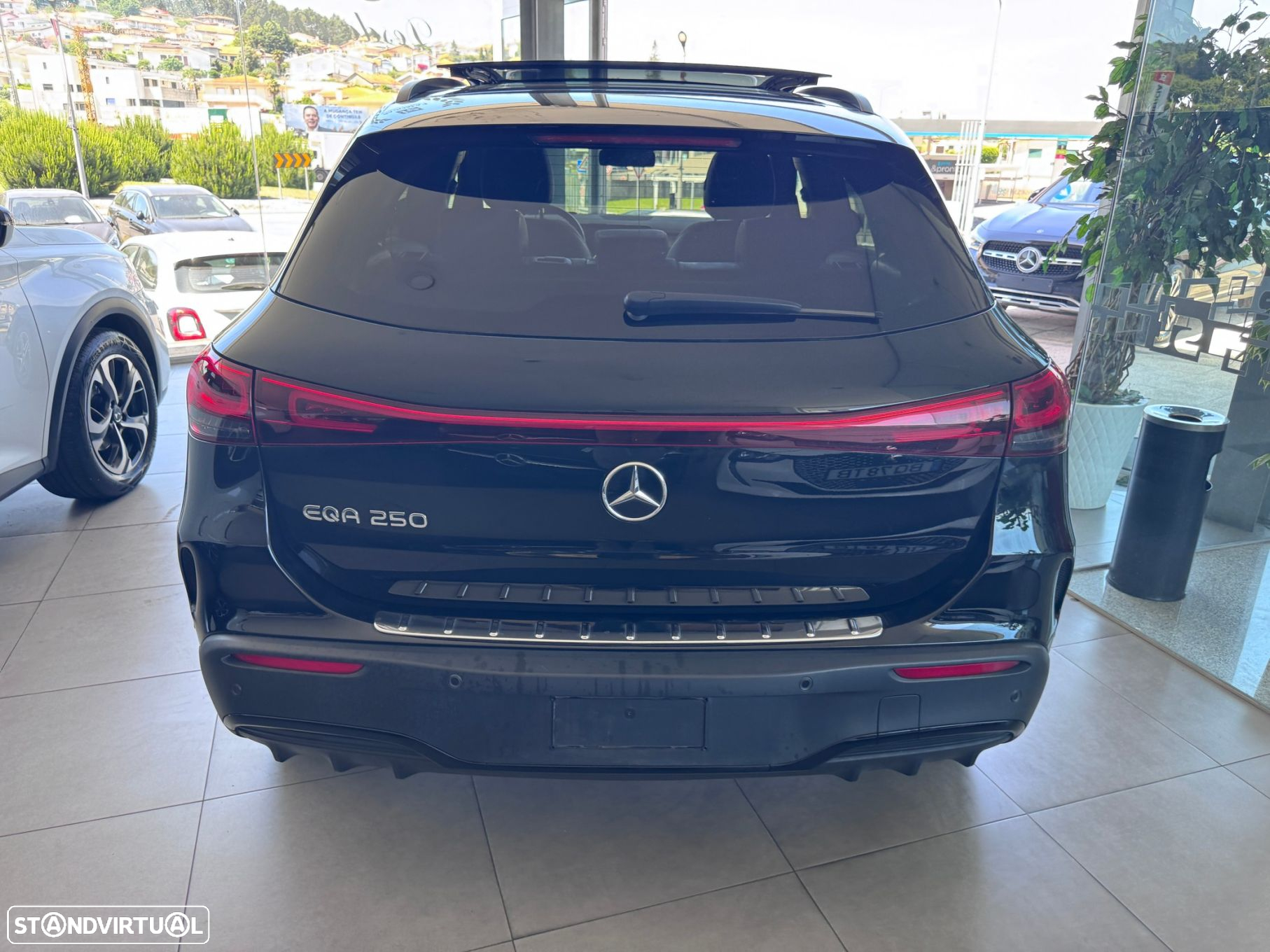 Mercedes-Benz EQA 250 AMG Line - 5
