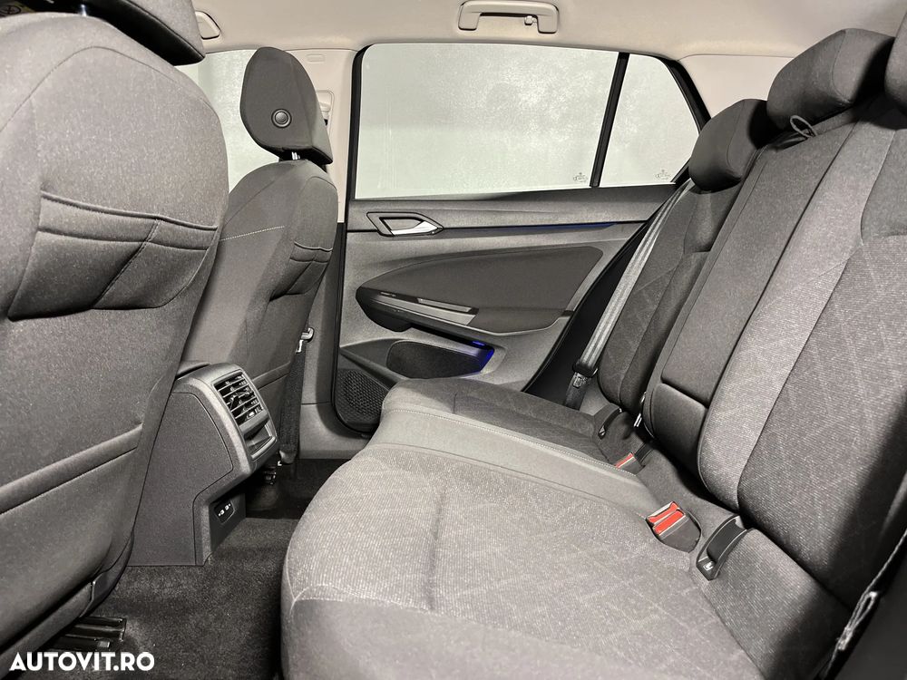 Volkswagen Golf - 14