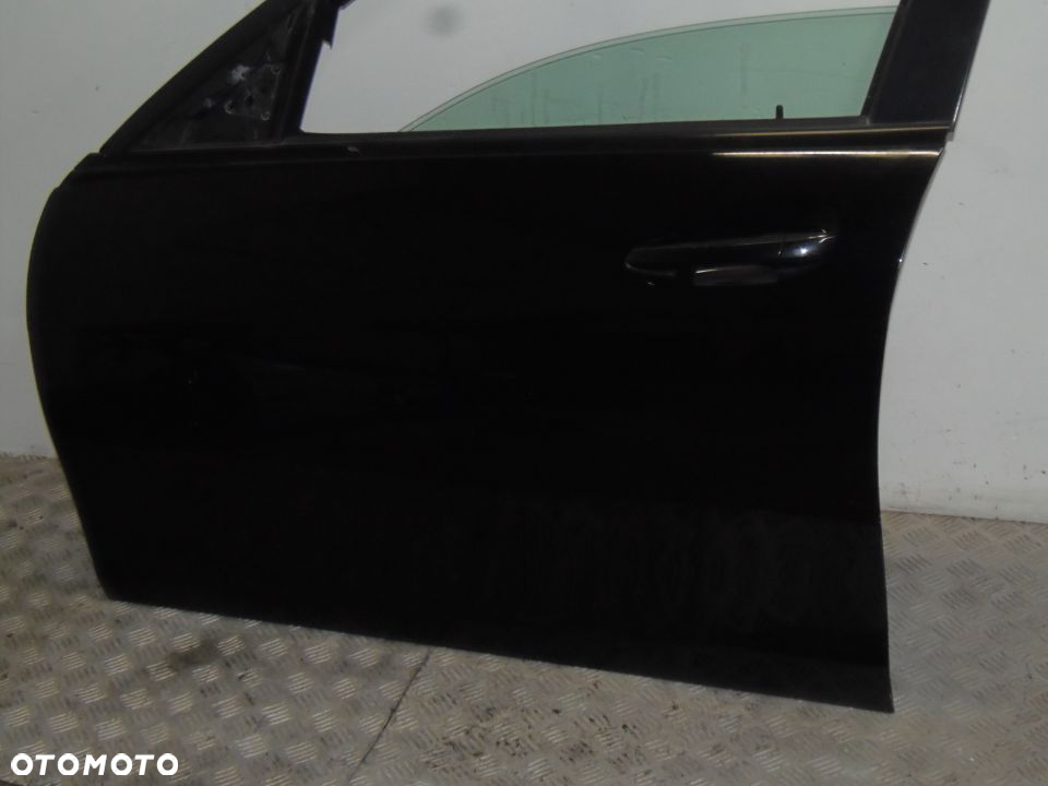 MERCEDES W204 DRZWI LEWY PRZÓD SEDAN K.L C040 - 4