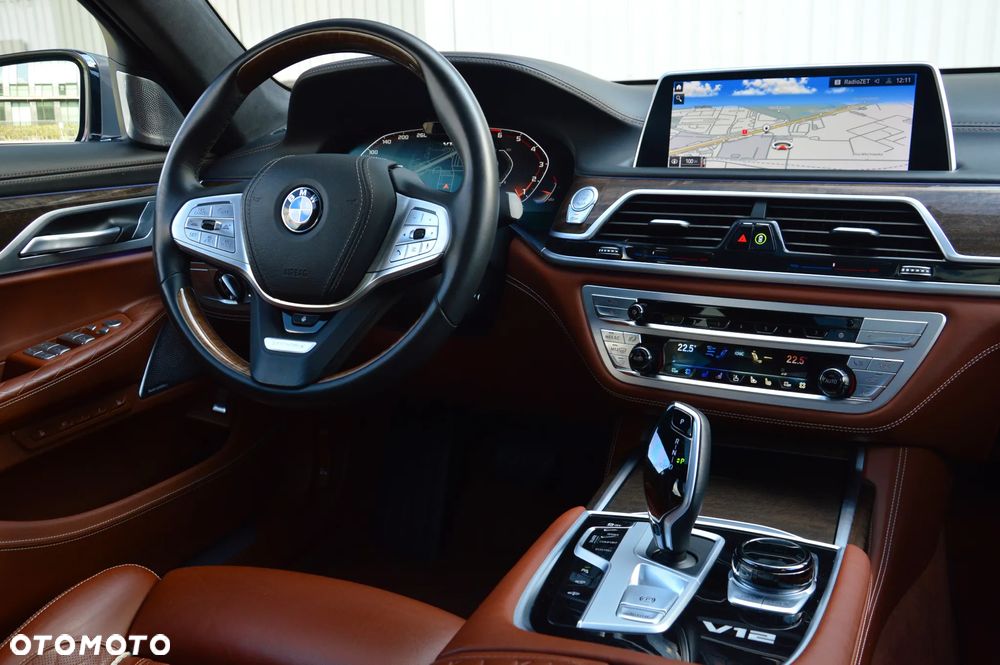 BMW Seria 7 M760Li xDrive V12 Excellence - 28