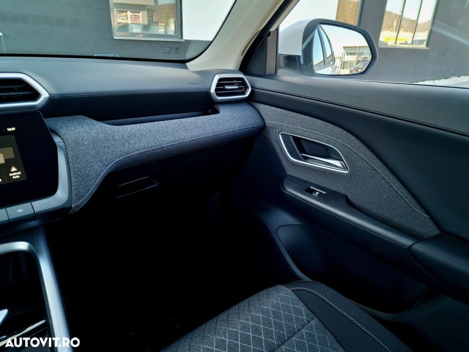MG ZS HEV - 13