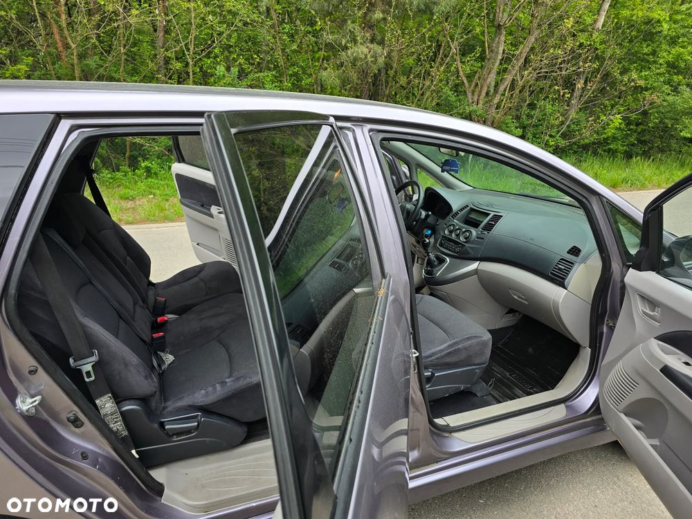 Mitsubishi Grandis 2.0 DI-D 7-Sitzer Intense - 22