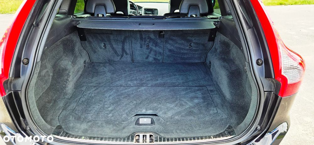 Volvo XC 60 D4 Geartronic Momentum - 16
