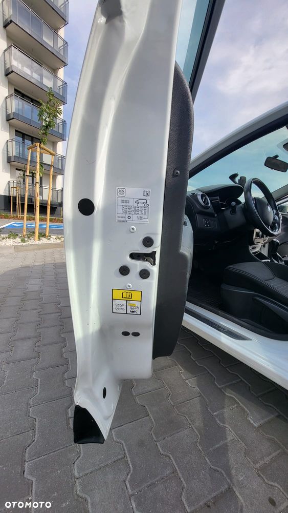Renault Clio - 7