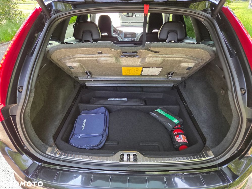 Volvo XC 60 D5 AWD Summum - 10