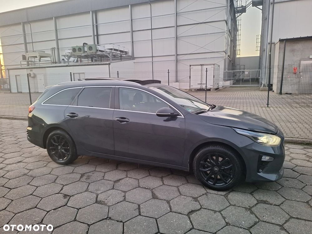 Kia Ceed 1.6 CRDi Platinum Edition - 9
