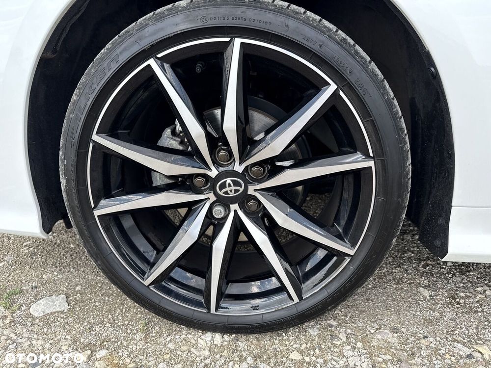 Toyota Corolla 1.8 Hybrid GR Sport - 21