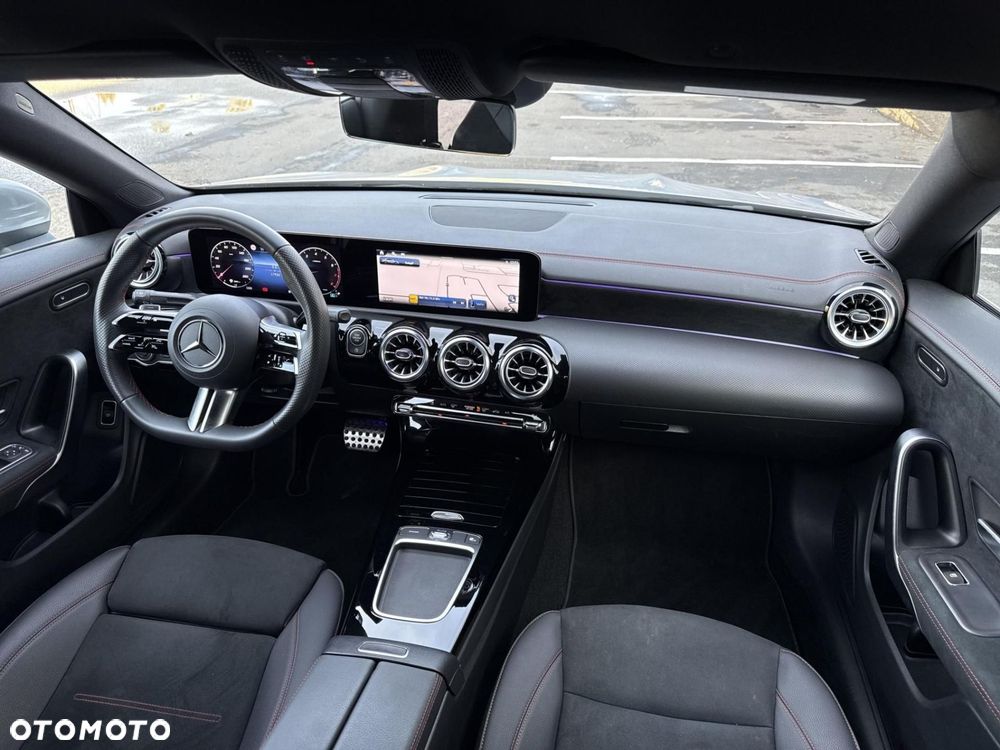 Mercedes-Benz CLA - 17