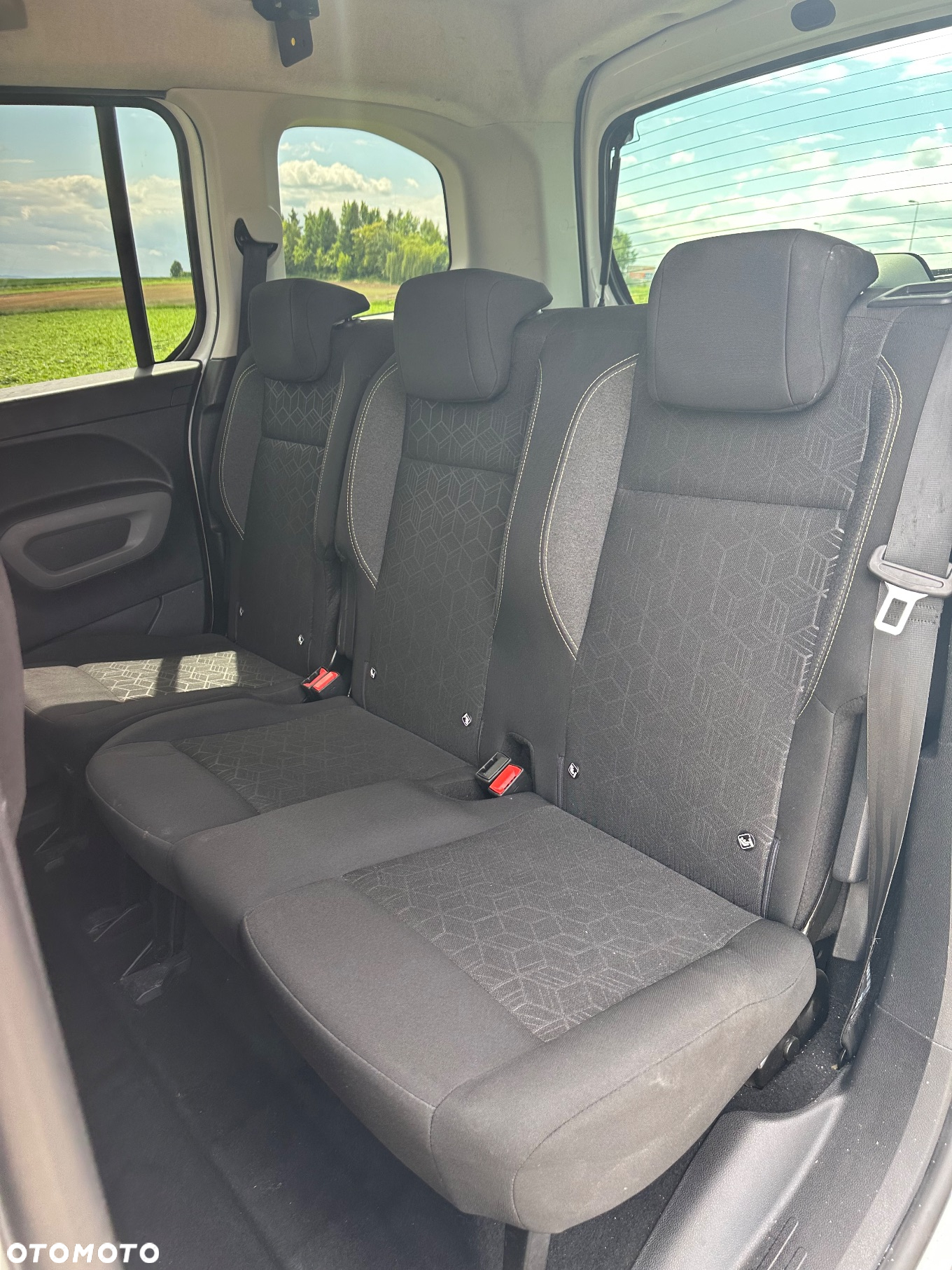 Peugeot Rifter 1.5 BlueHDI Active - 13