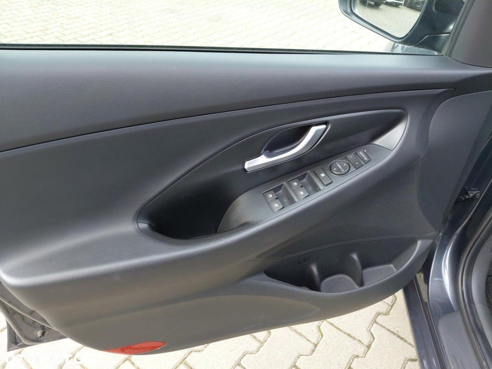 Hyundai i30 - 12