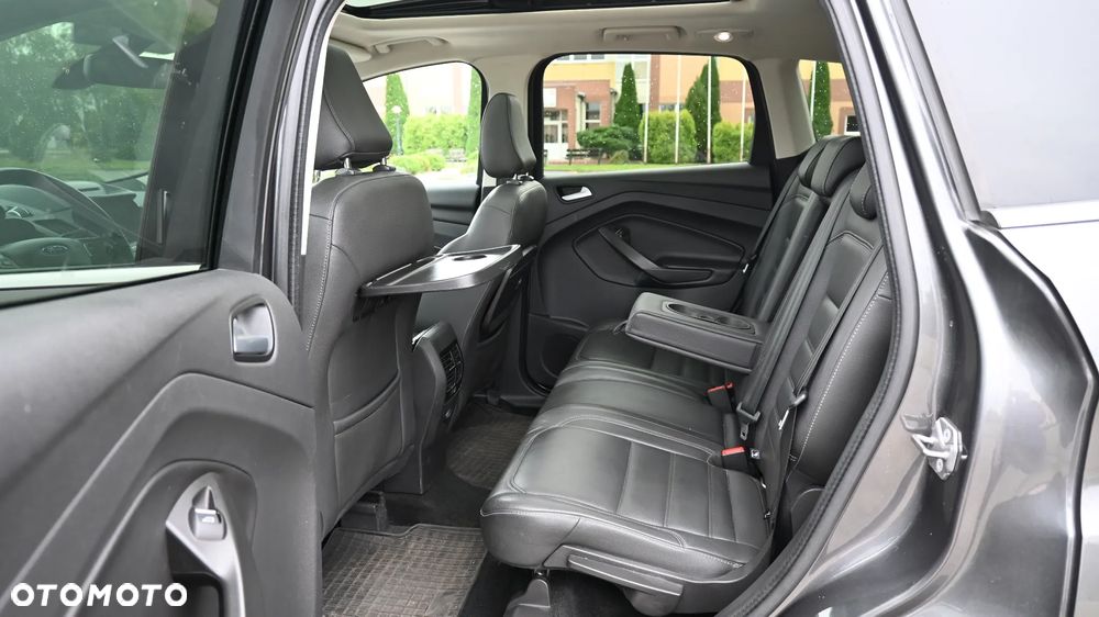 Ford Kuga ver-1-5-ecoblue-titanium - 14