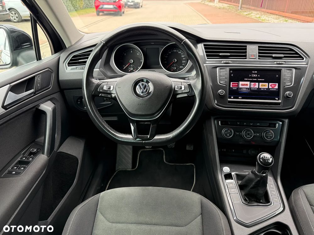 Volkswagen Tiguan - 29